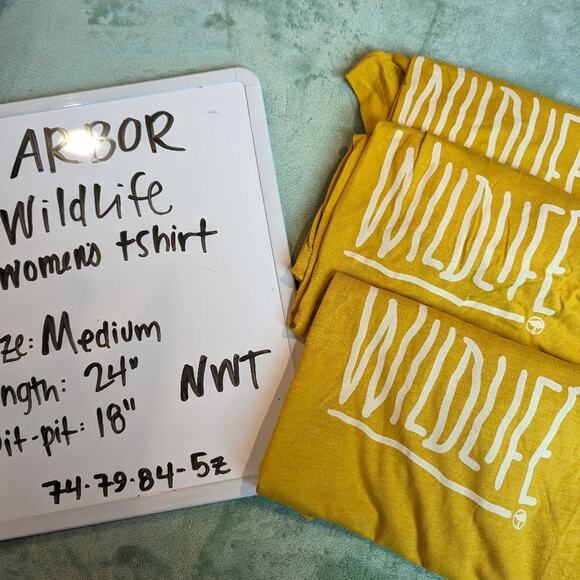 Arbor Women's Wildlife tshirt Size Medium NWT - Picture 5 of 5